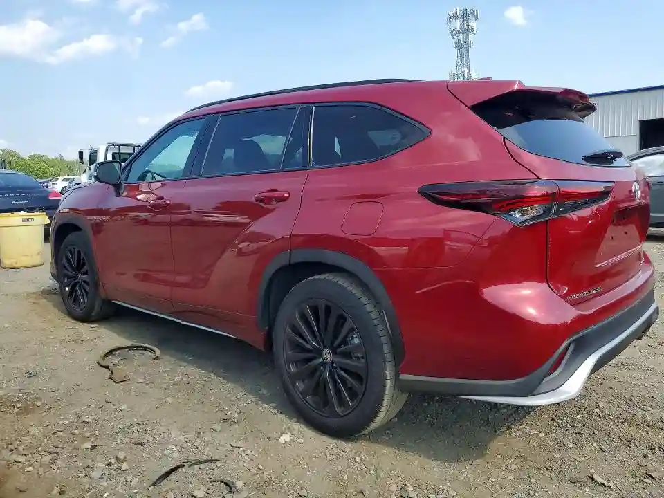 5TDKDRBH2RS533806 2024 TOYOTA HIGHLANDER-1