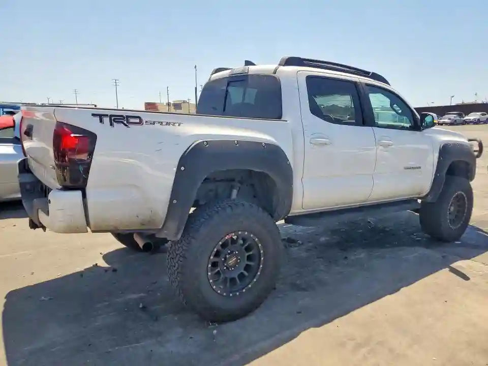 3TMAZ5CNXKM096878 2019 TOYOTA TACOMA TRD-2