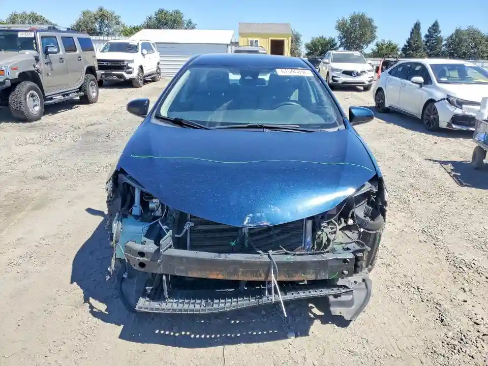 2T1BURHEXJC039851 2018 TOYOTA COROLLA-4