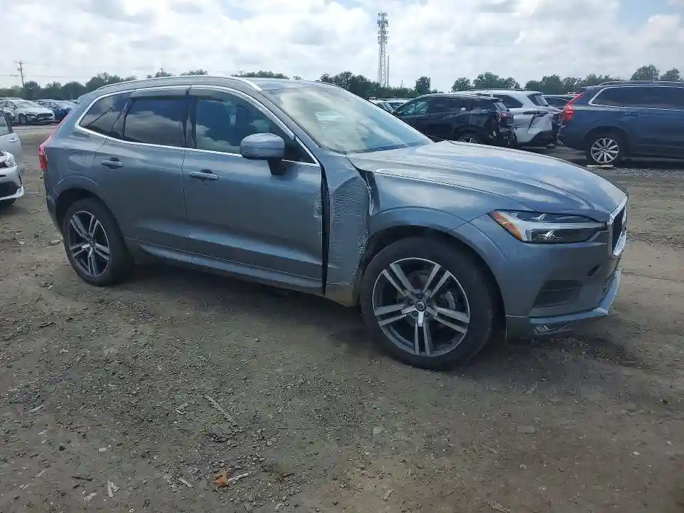 YV4102RKXM1797990 2021 VOLVO XC60-3