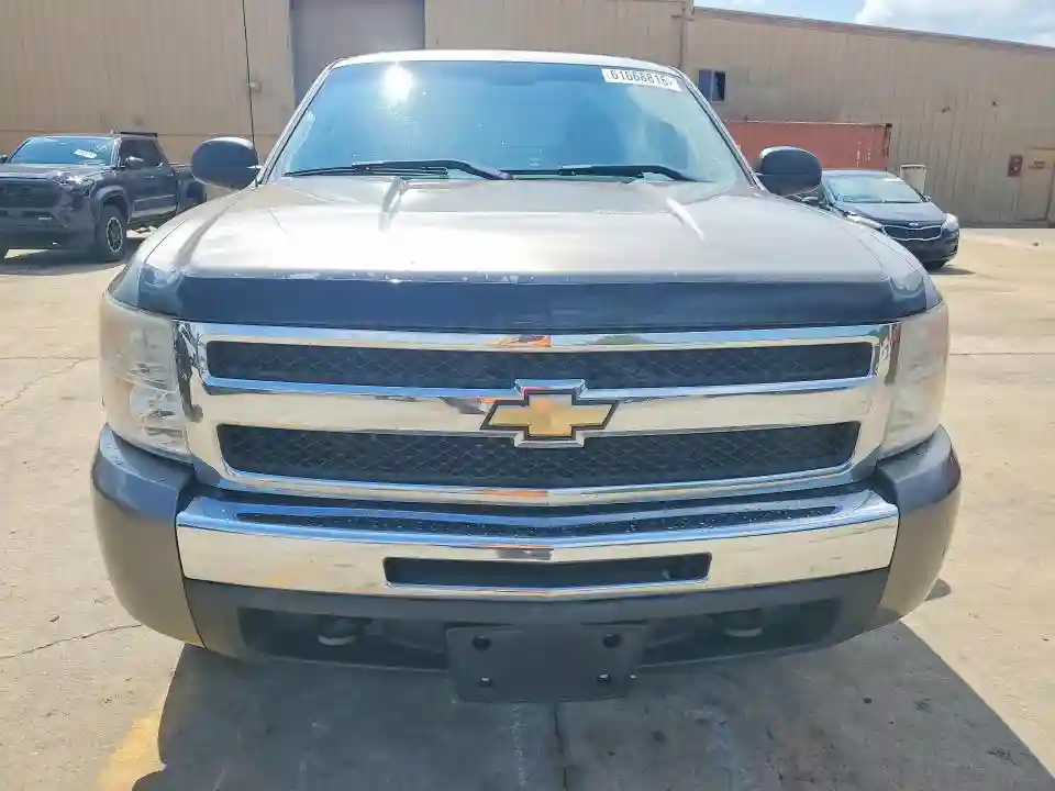 3GCEK233X9G233085 2019 CHEVROLET SILVERADO-4