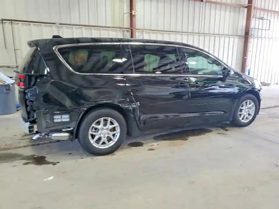 2C4RC1BG2TR277984 2026 CHRYSLER PACIFICA S-2