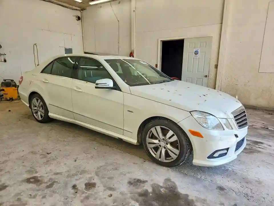 WDDHF2EBXBA465461 2011 MERCEDES-BENZ E-CLASS-3