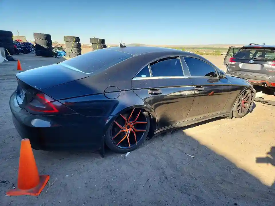 WDDDJ7CB9BA173166 2011 MERCEDES-BENZ CLS-CLASS-2