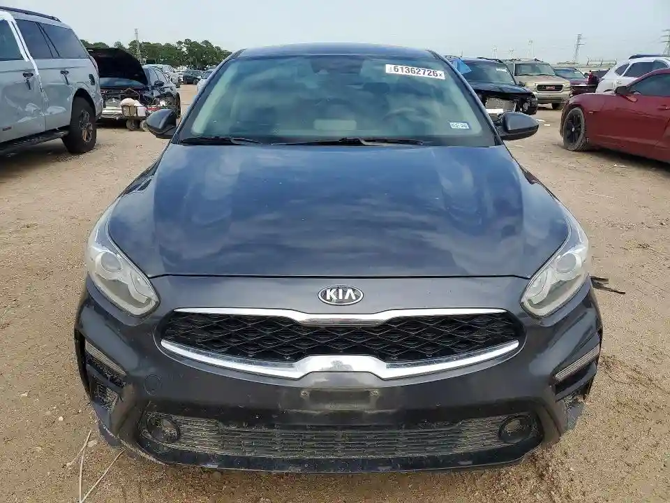 3KPF34AD6KE015896 2019 KIA FORTE-4