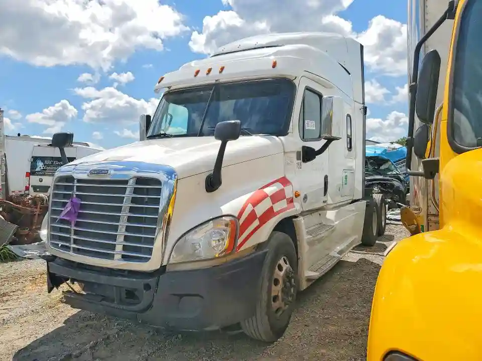 1FUJGLDR0HLJB5318 2017 FREIGHTLINER ALL OTHER-0