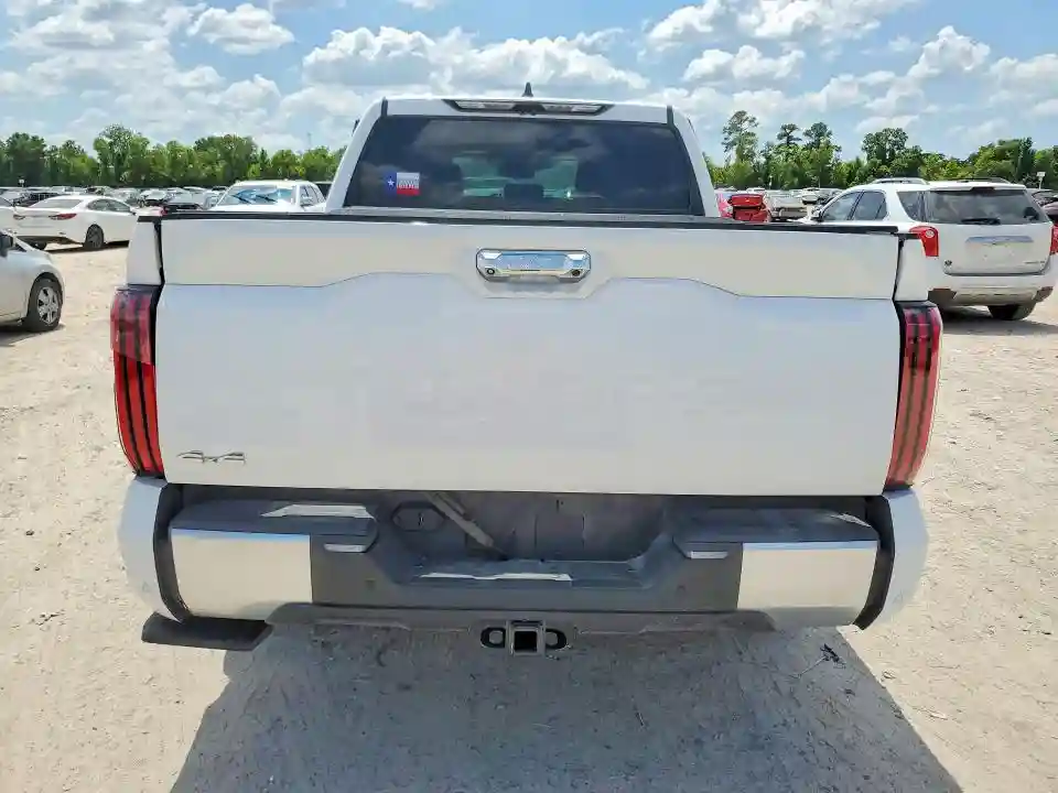 5TFJA5DB1TX374204 2026 TOYOTA TUNDRA-5