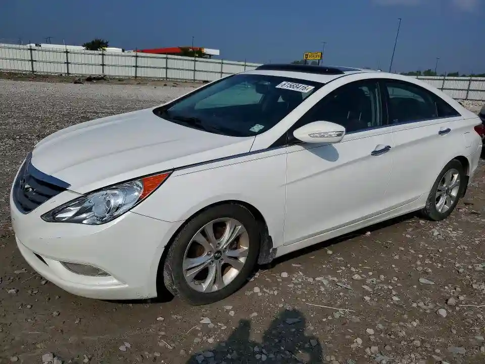 5NPEC4AC5BH275480 2011 HYUNDAI SONATA-0
