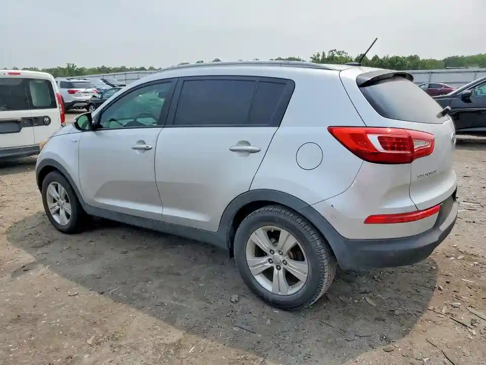 KNDPBCA22C7213800 2012 KIA SPORTAGE-1