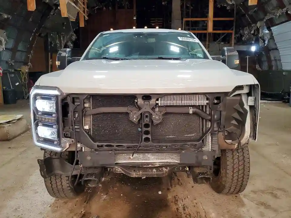 1FT8W2BM8SEC75621 2025 FORD F250-4