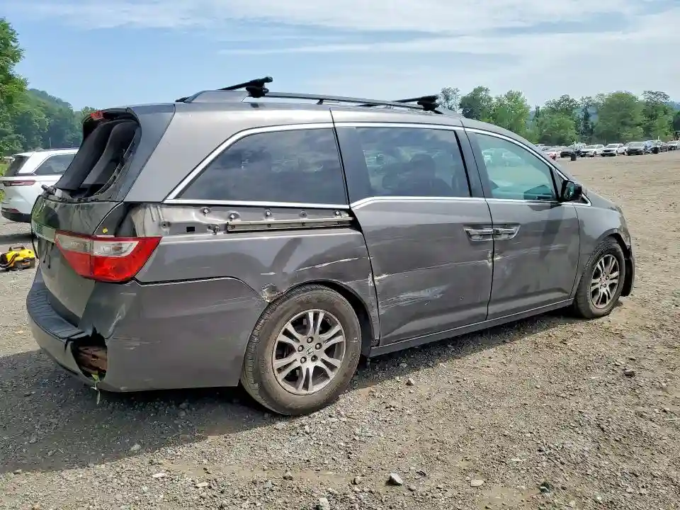 5FNRL5H40DB047894 2013 HONDA ODYSSEY-2