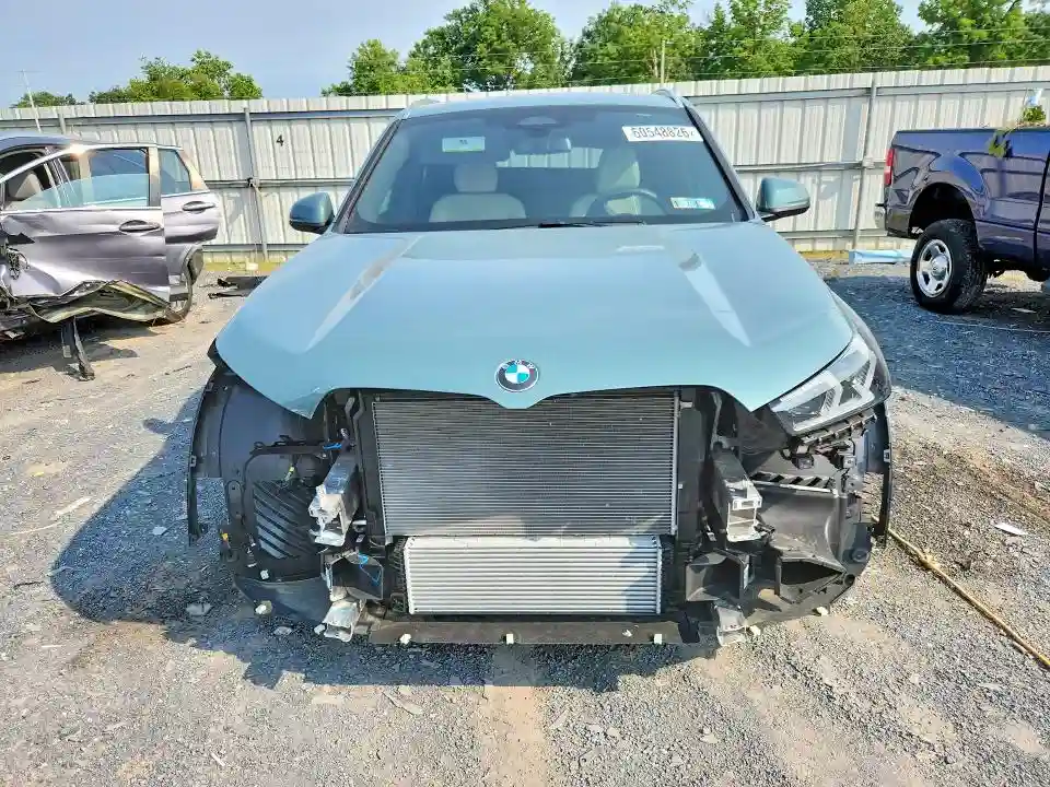 WBX73EF05S5189389 2025 BMW X1-4
