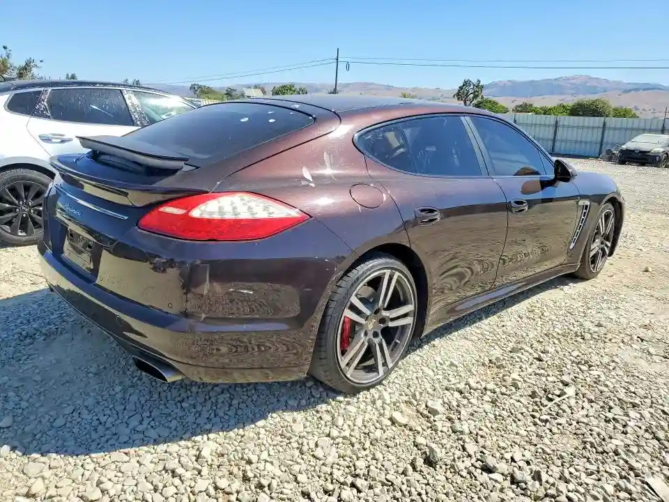 WP0AA2A79DL015125 2013 PORSCHE PANAMERA-2