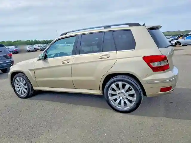 WDCGG8HB1BF674697 2011 MERCEDES-BENZ GLK-CLASS-1
