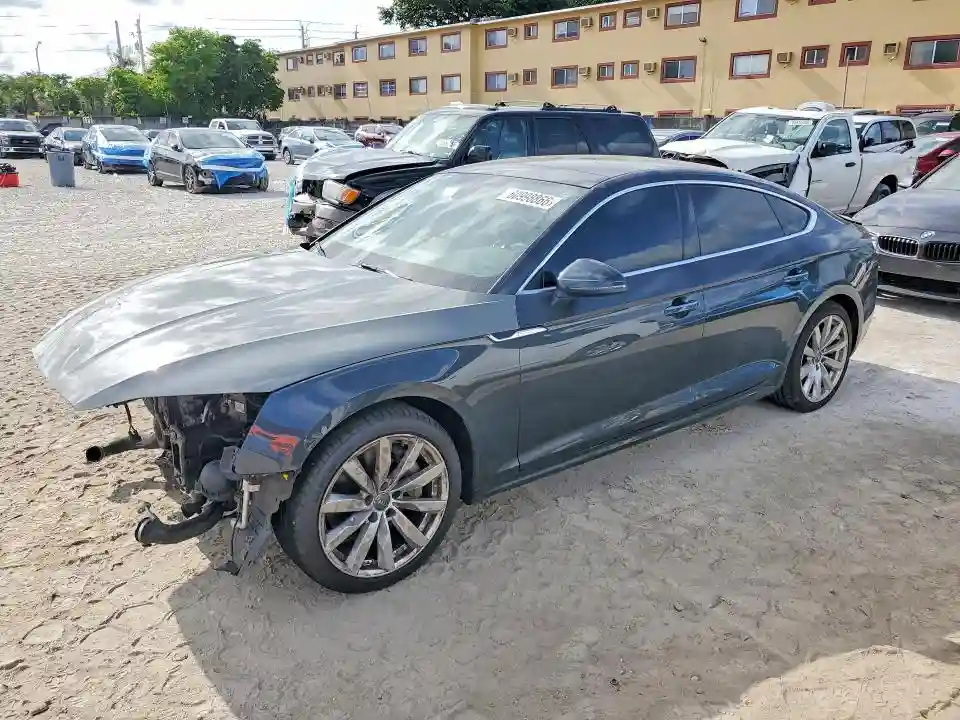 WAUBNCF54JA036068 2018 AUDI A5-0