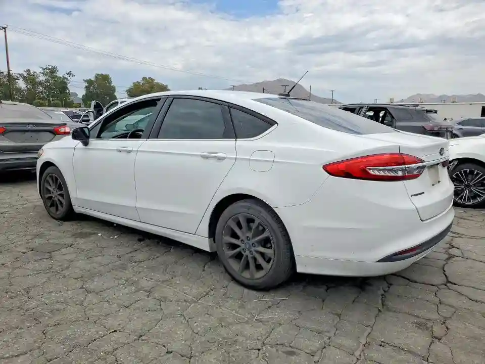3FA6P0H70HR171839 2017 FORD FUSION-1