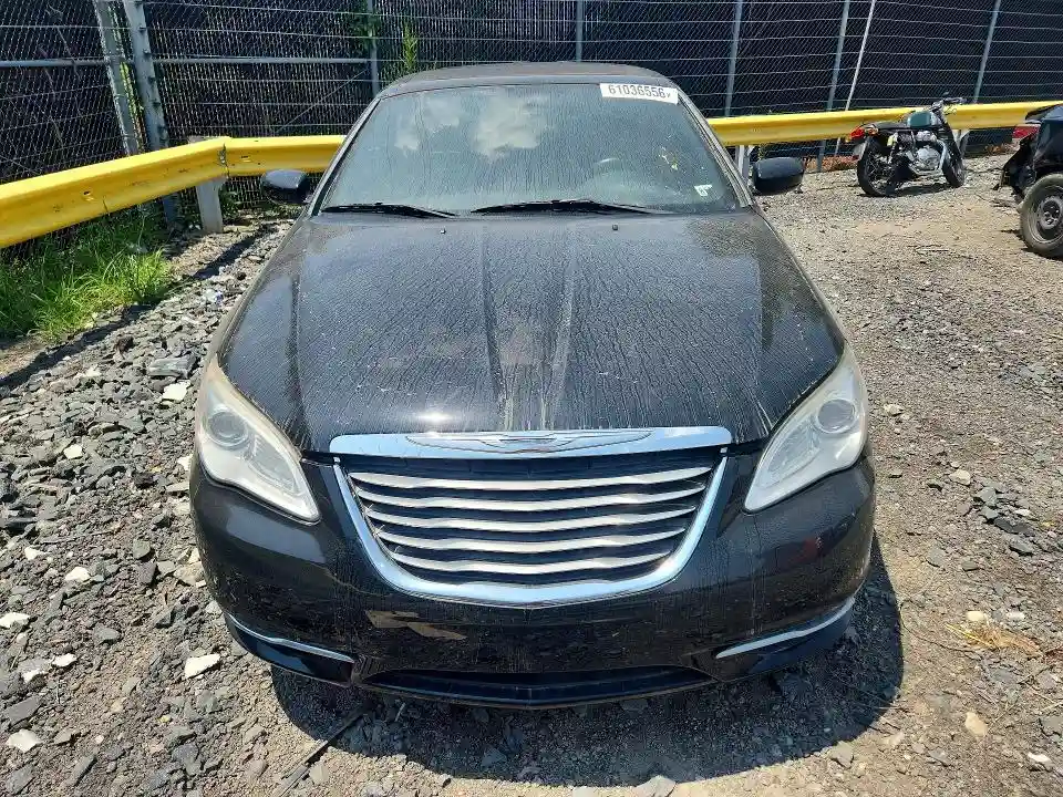 1C3BCBEB1CN121668 2012 CHRYSLER 200-4