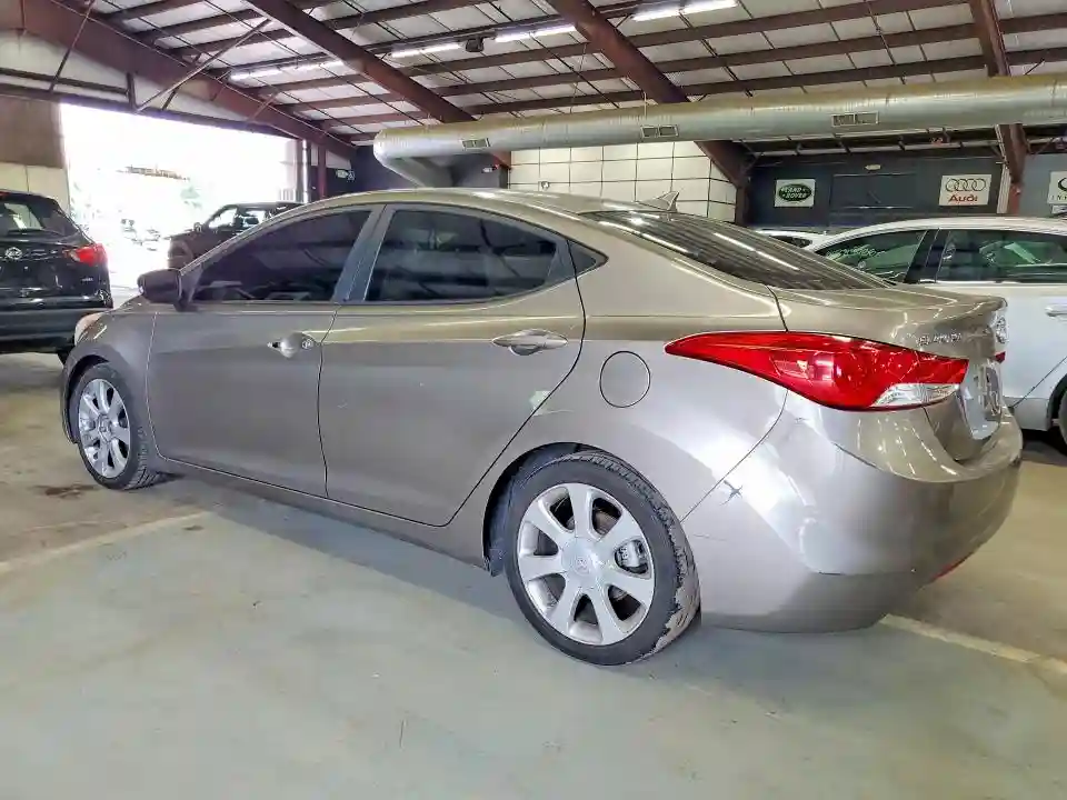 5NPDH4AE4DH175114 2013 HYUNDAI ELANTRA-1