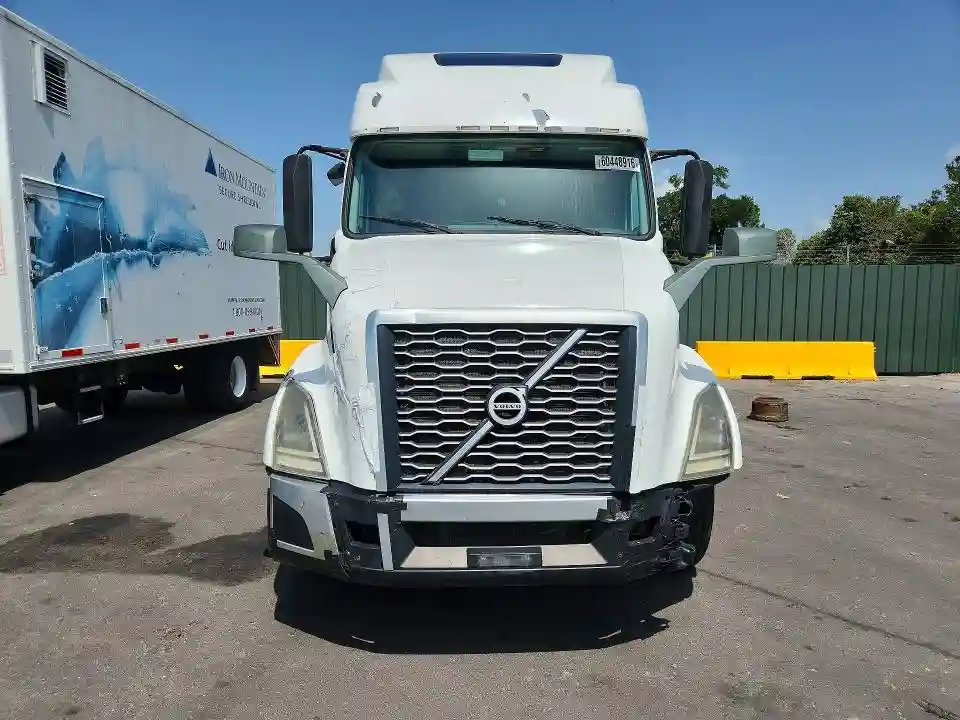 4V4NC9EH2KN905477 2019 VOLVO VN-4