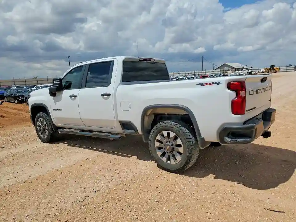 1GC1YME78NF125830 2022 CHEVROLET SILVERADO-1