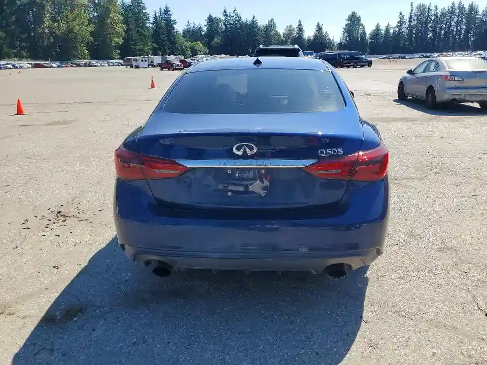 JN1EV7AP9JM358528 2018 INFINITI Q50-5