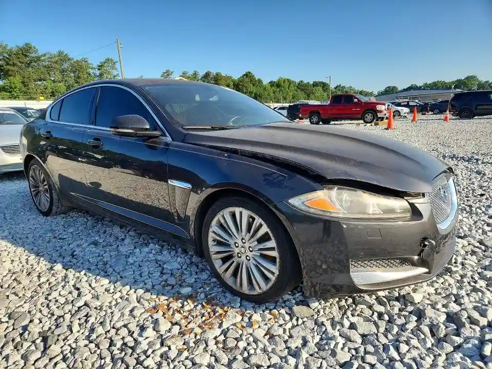 SAJWA0HB3CLS54075 2012 JAGUAR XF-3