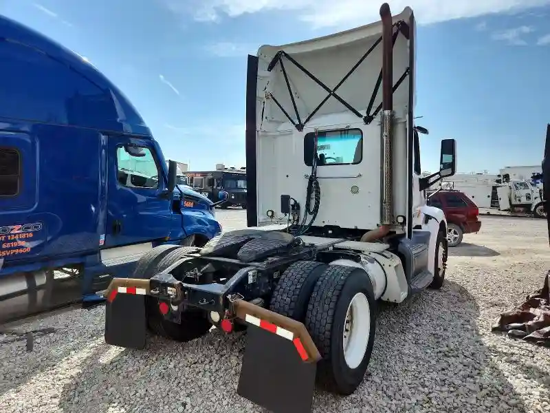 1XPBA48XXHD428725 2017 PETERBILT ALL OTHER-3