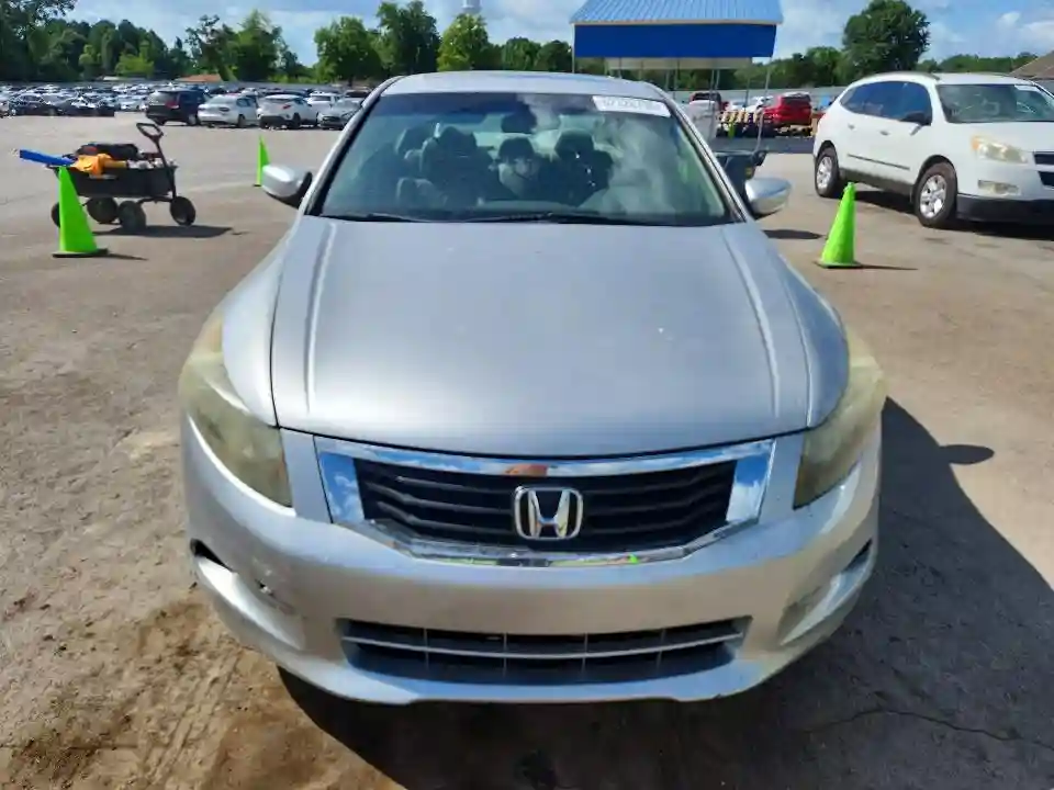 1HGCP3F88AA014152 2010 HONDA ACCORD-4