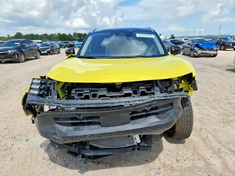 3N8AP6DC6SL364800 2025 NISSAN KICKS-4
