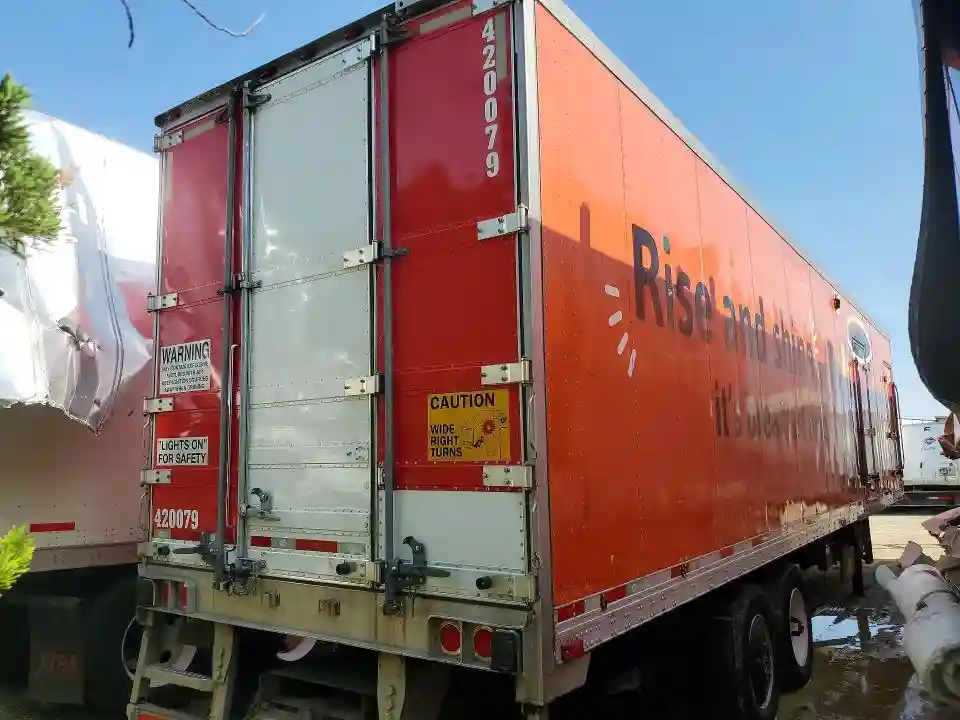 1UYVS2437GM544404 2016 UTILITY TR-2