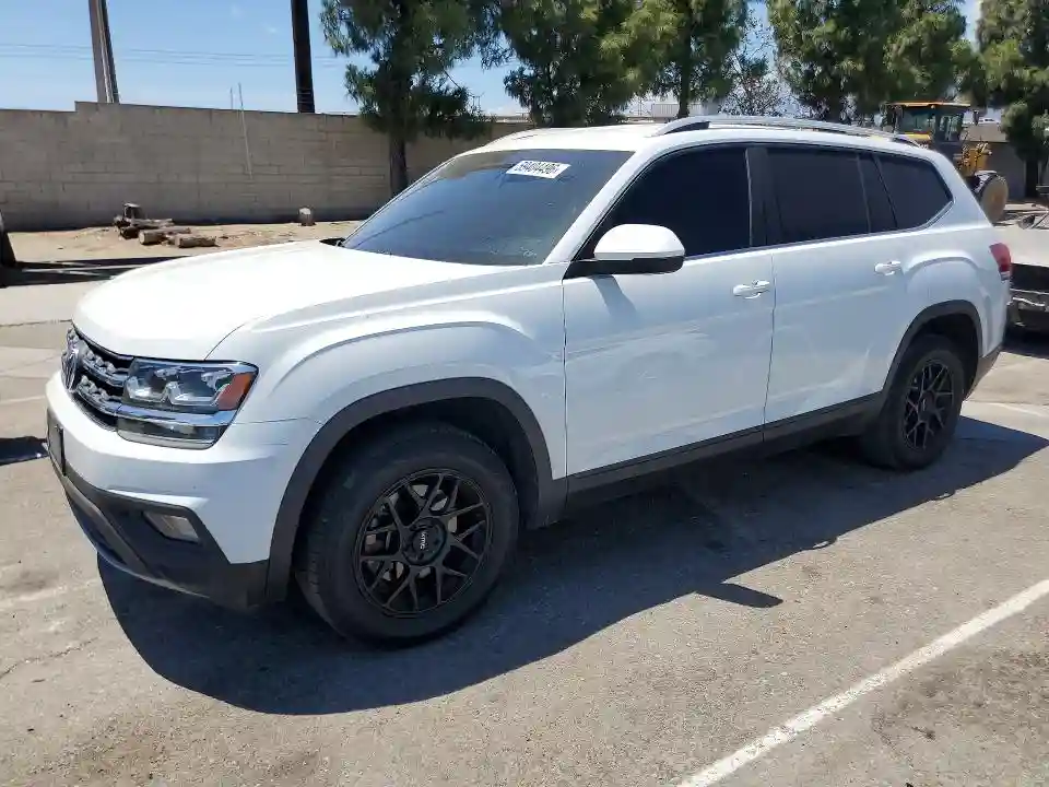 1V2CP2CA2JC592850 2018 VOLKSWAGEN ATLAS-0