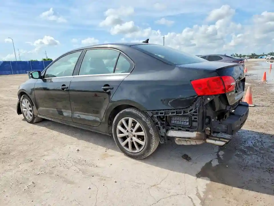 3VWD07AJ9EM434923 2014 VOLKSWAGEN JETTA-1