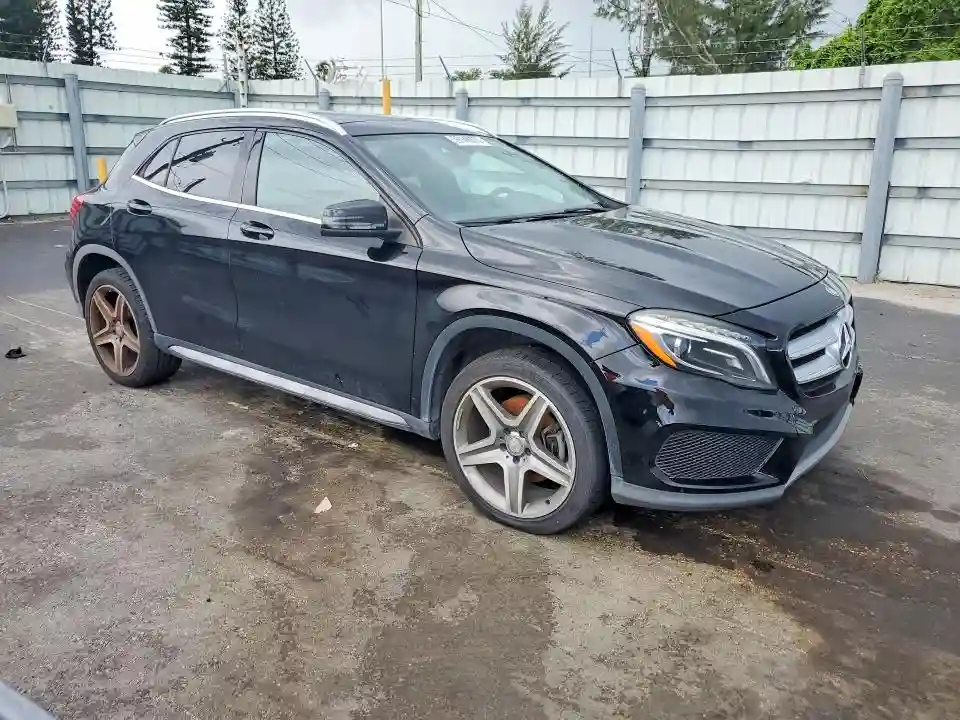 WDCTG4EB3FJ132757 2015 MERCEDES-BENZ GLA-CLASS-3