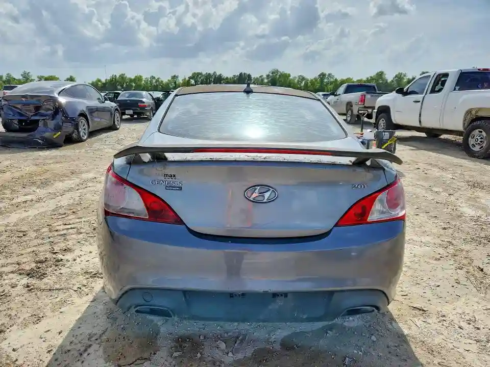 KMHHT6KD4AU027429 2010 HYUNDAI GENESIS-5