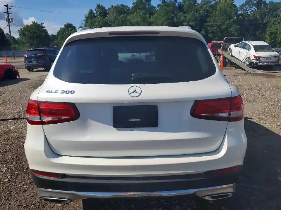 WDC0G4JB8HF249023 2017 MERCEDES-BENZ GLC-CLASS-5