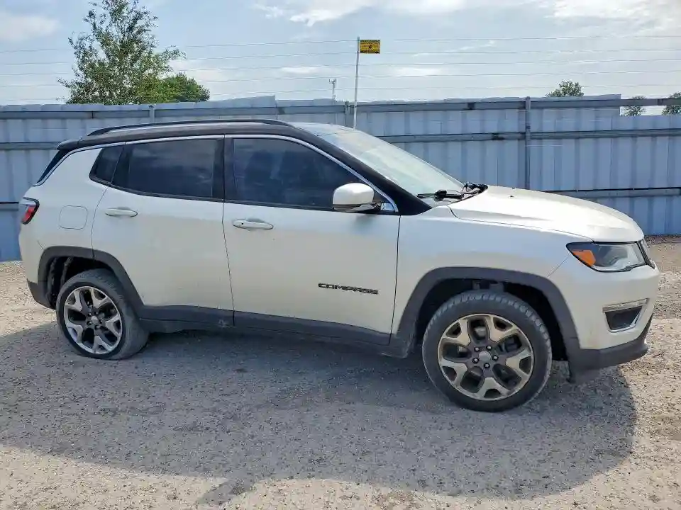 3C4NJDCB3JT417348 2018 JEEP COMPASS-3