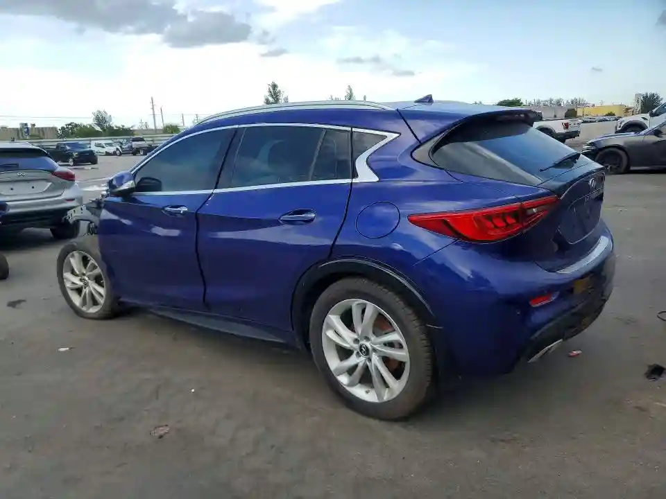 SJKCH5CP9KA011293 2019 INFINITI QX30-1