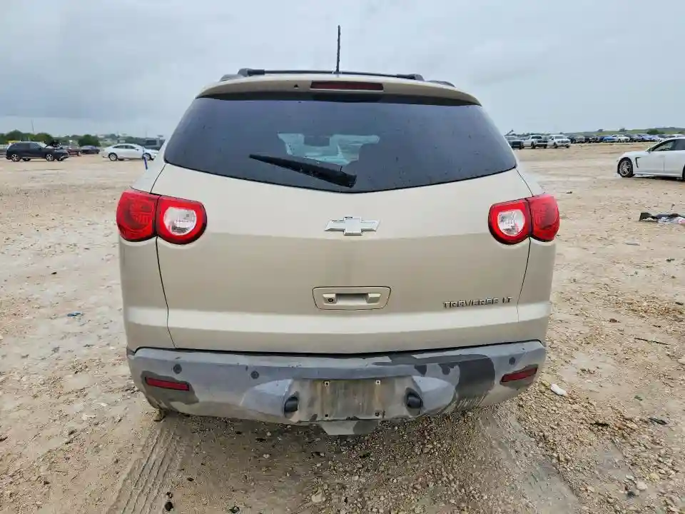 1GNKRGEDXBJ326802 2011 CHEVROLET TRAVERSE-5