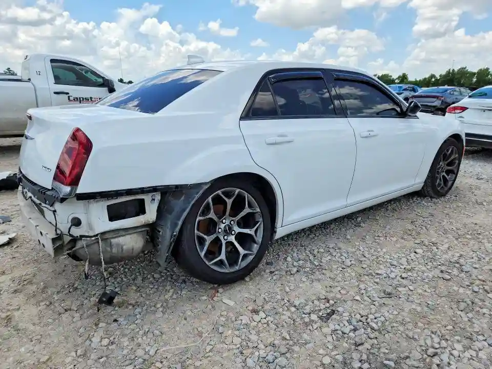 2C3CCAAG2JH320959 2018 CHRYSLER 300-2
