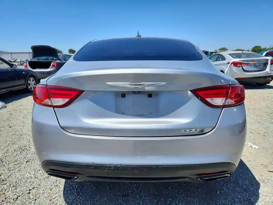 1C3CCCBG2FN505828 2015 CHRYSLER 200-5
