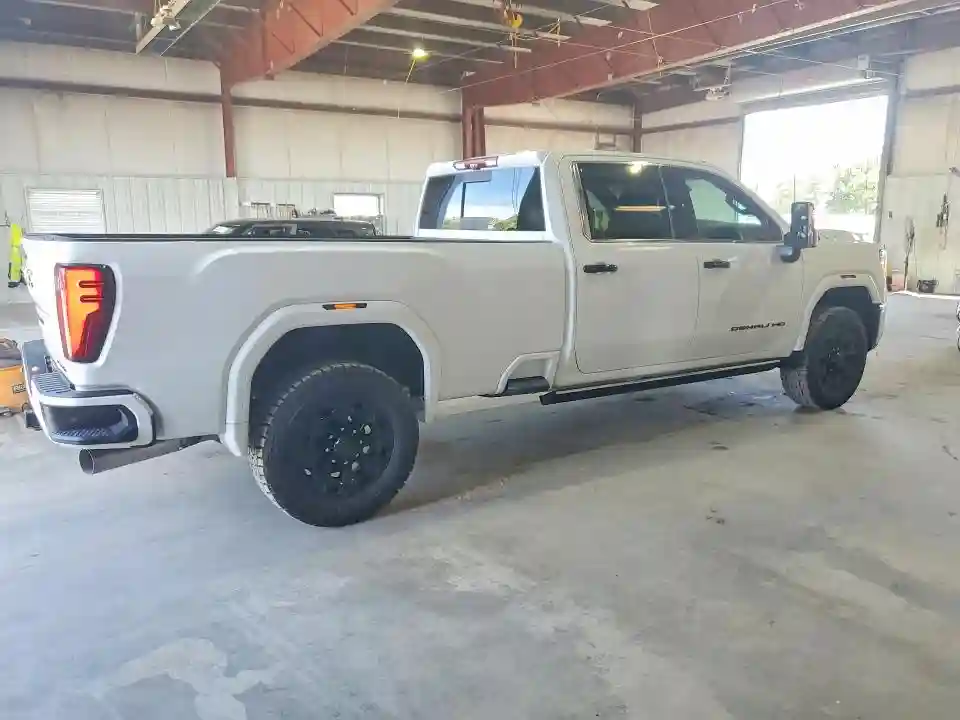 1GT4UYEY8TF101615 2026 GMC SIERRA-2