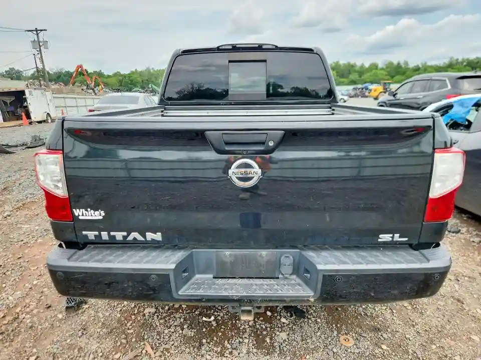 1N6AA1E67HN528909 2017 NISSAN TITAN-5