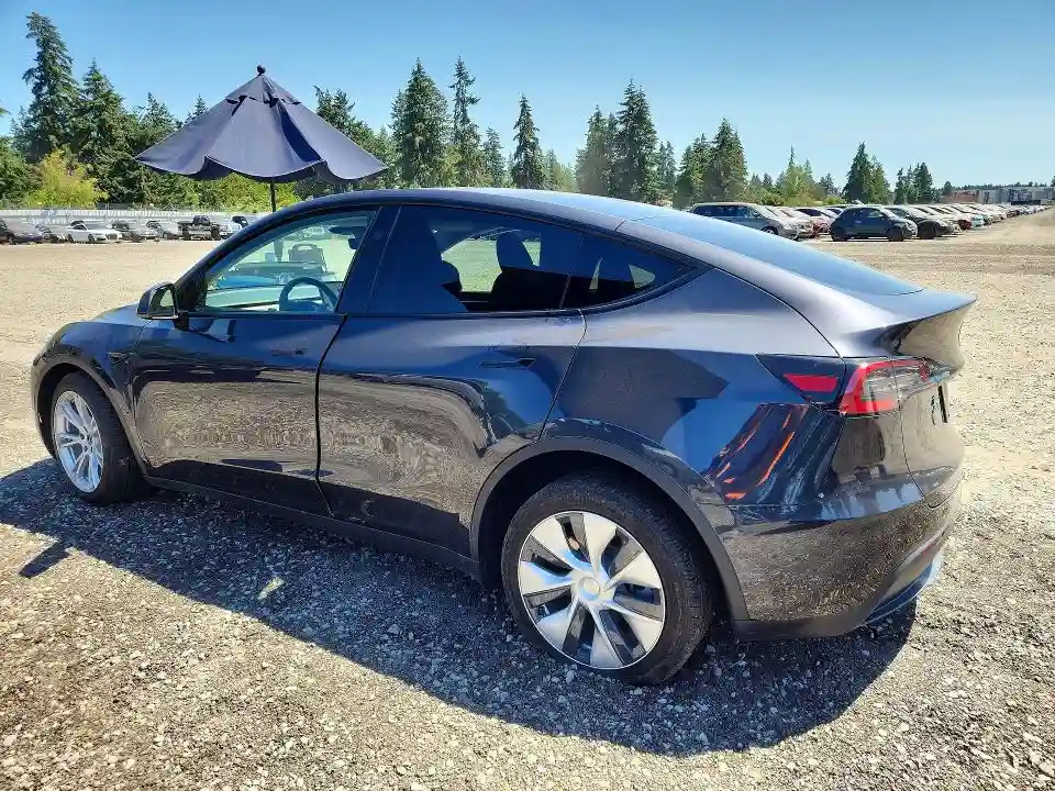7SAYGDEE5RF053823 2024 TESLA MODEL Y-1