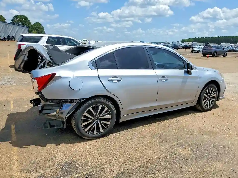 4S3BNAF63K3029165 2019 SUBARU LEGACY-2