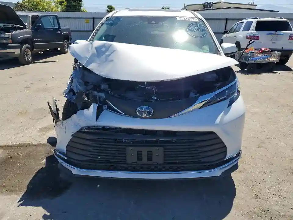 5TDJRKECXMS058130 2021 TOYOTA SIENNA-4