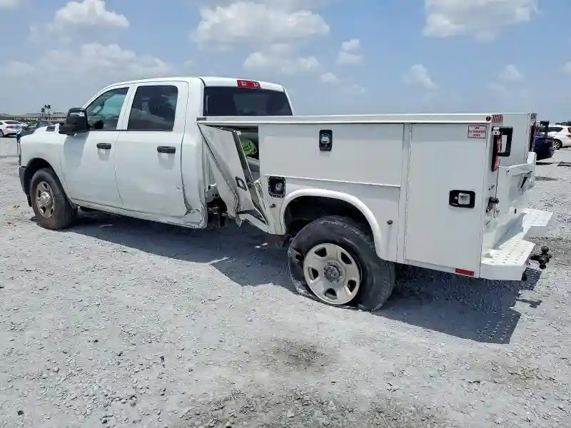 3C7WR4HJ4RG302116 2024 RAM 2500-2