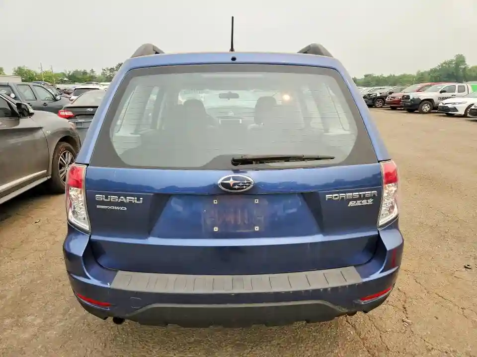 JF2SHABC2BH780409 2011 SUBARU FORESTER-5