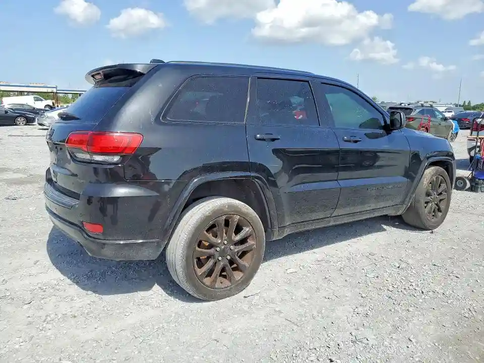 1C4RJEAG9JC380355 2018 JEEP CHEROKEE-2