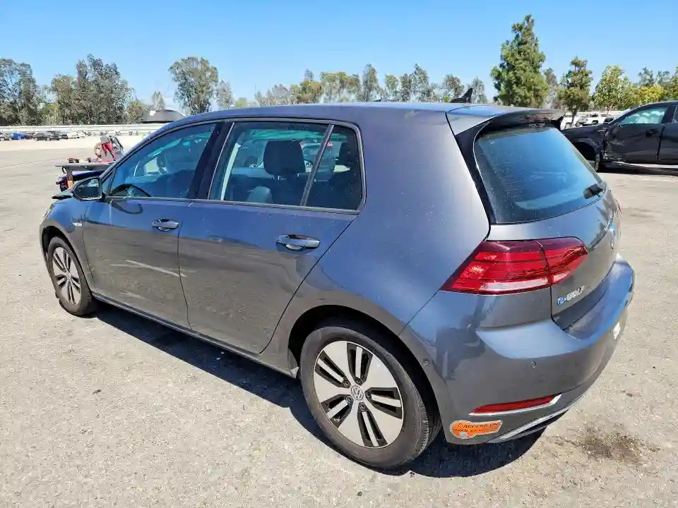 WVWPR7AU6KW911951 2019 VOLKSWAGEN GOLF-1