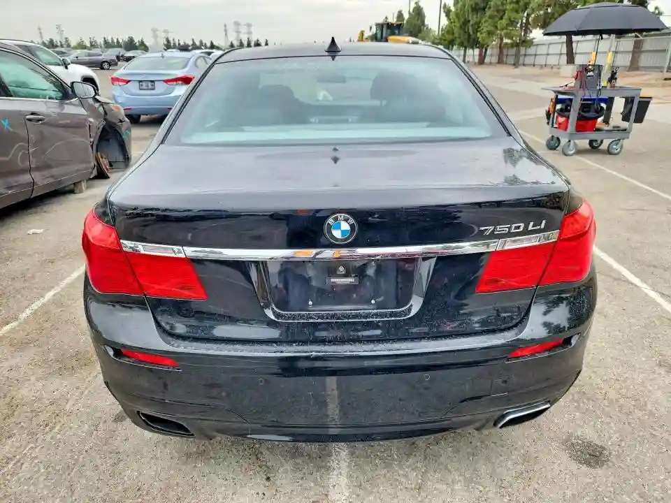 WBAKB8C58CC964970 2012 BMW 7 SERIES-5